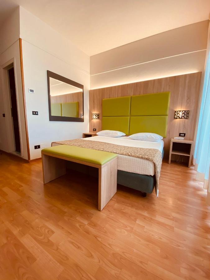 Hotel St Gregory Park Rimini Ngoại thất bức ảnh