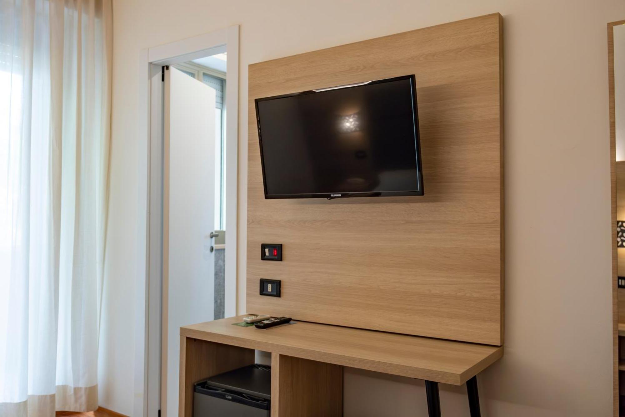 Hotel St Gregory Park Rimini Ngoại thất bức ảnh